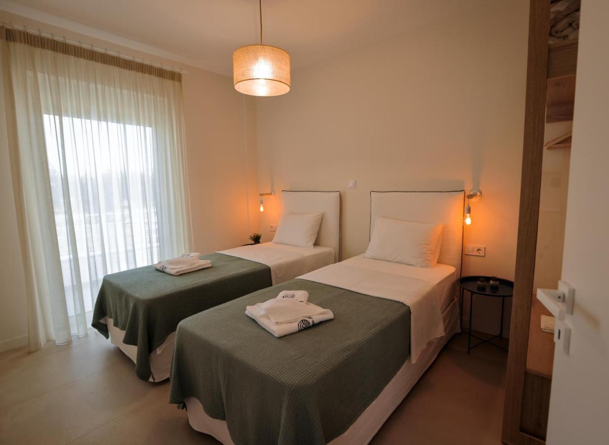 La Mer Bleue Beachfront Boutique Apartments Vrahati Exteriér fotografie