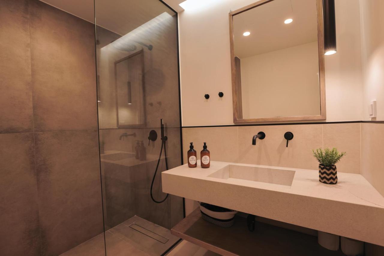 La Mer Bleue Beachfront Boutique Apartments Vrahati Exteriér fotografie
