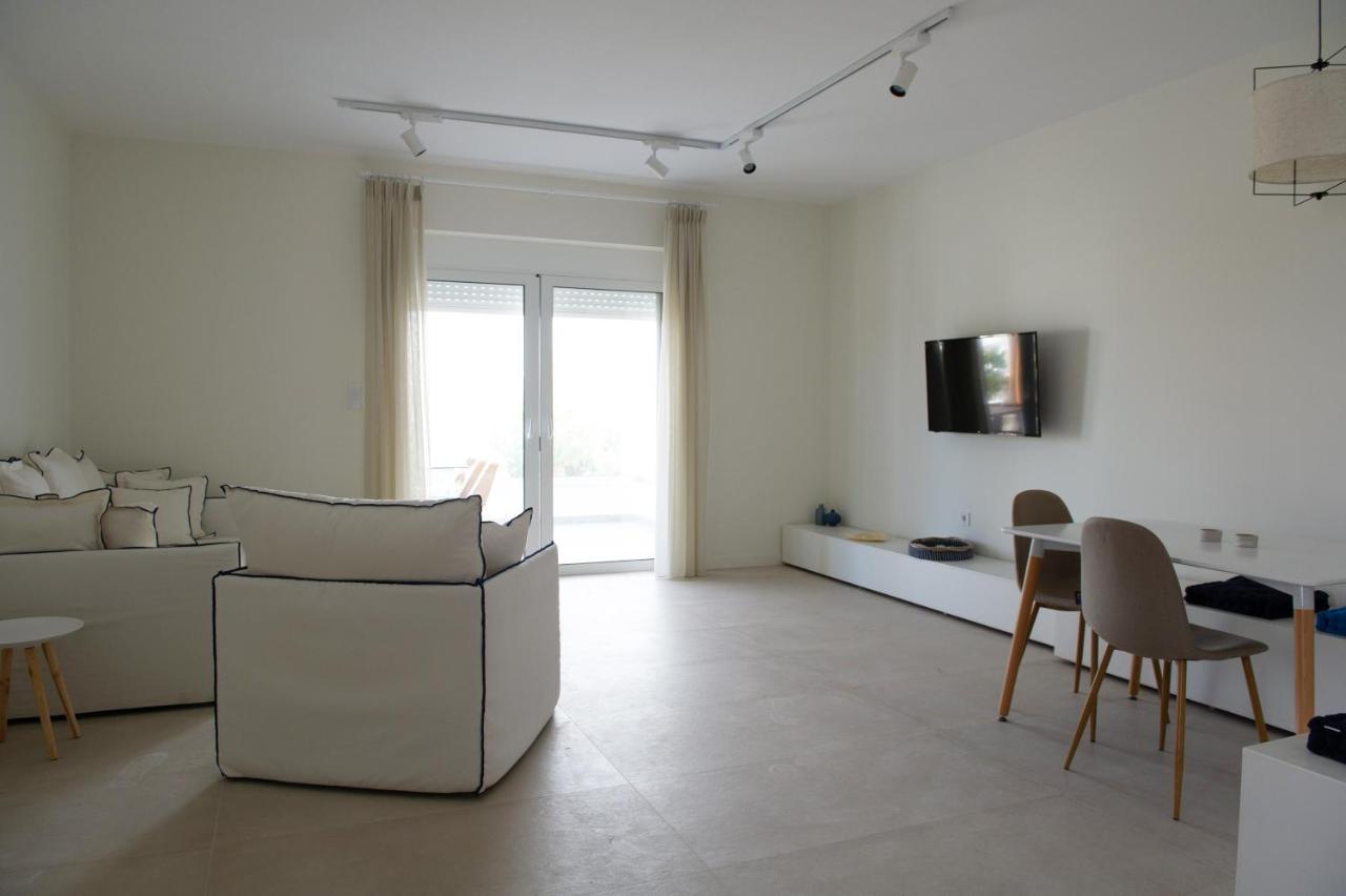 La Mer Bleue Beachfront Boutique Apartments Vrahati Exteriér fotografie